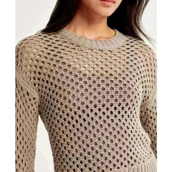 Abercrombie & Fitch Brown Chunky Crochet Crew Top Sweater Size Small - Picture 2 of 7